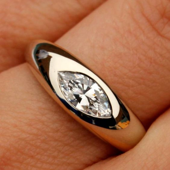 Vintage Zirconia Eye Ring-Lydieannejewelry